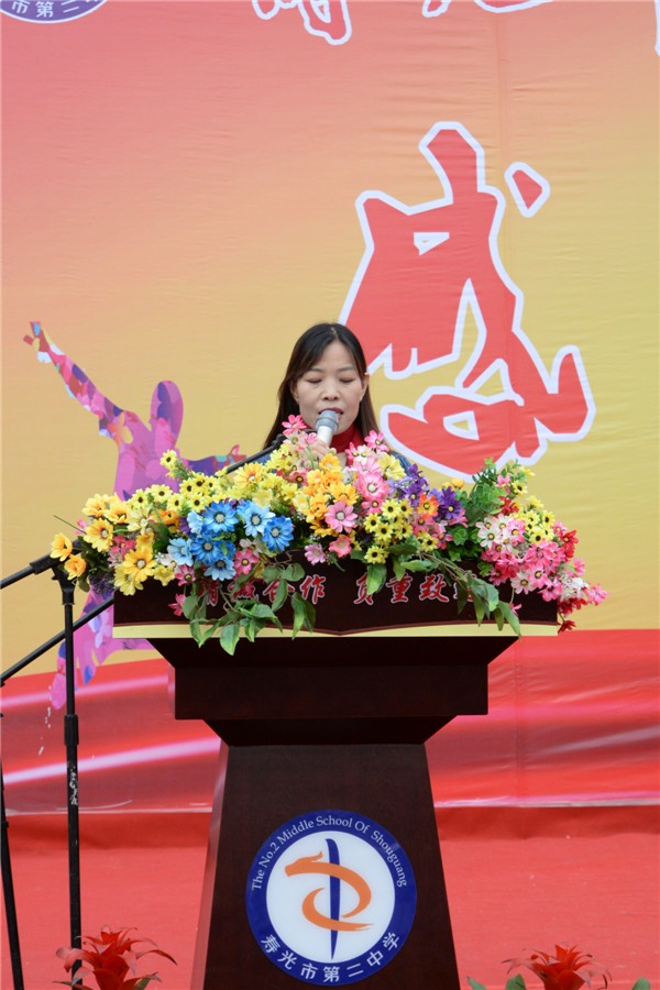 家长代表讲话_副本1.jpg
